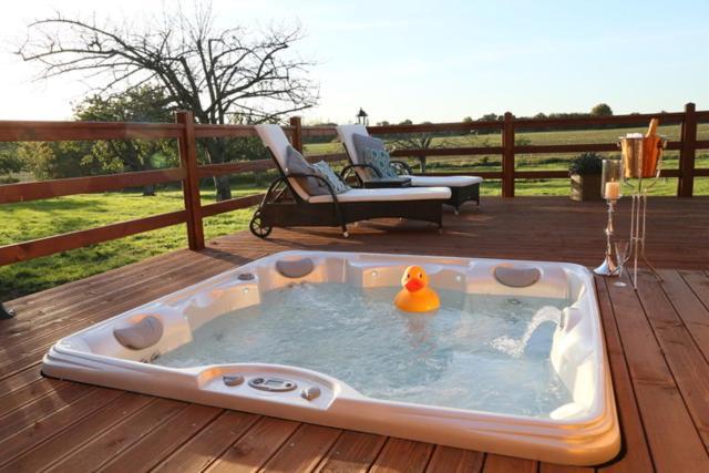 The Orchard Bramble Lodge Hadleigh  外观 照片