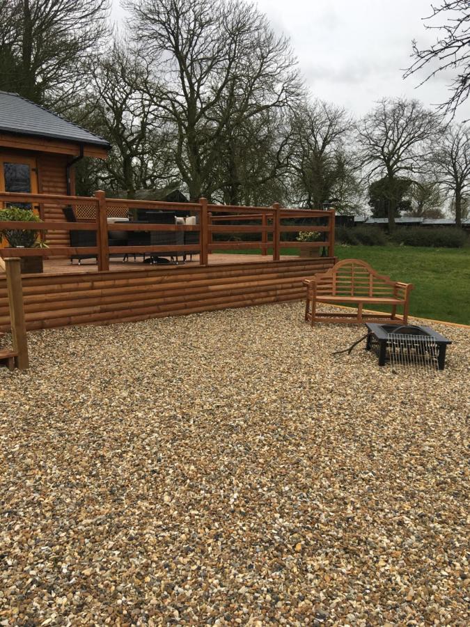 The Orchard Bramble Lodge Hadleigh  外观 照片